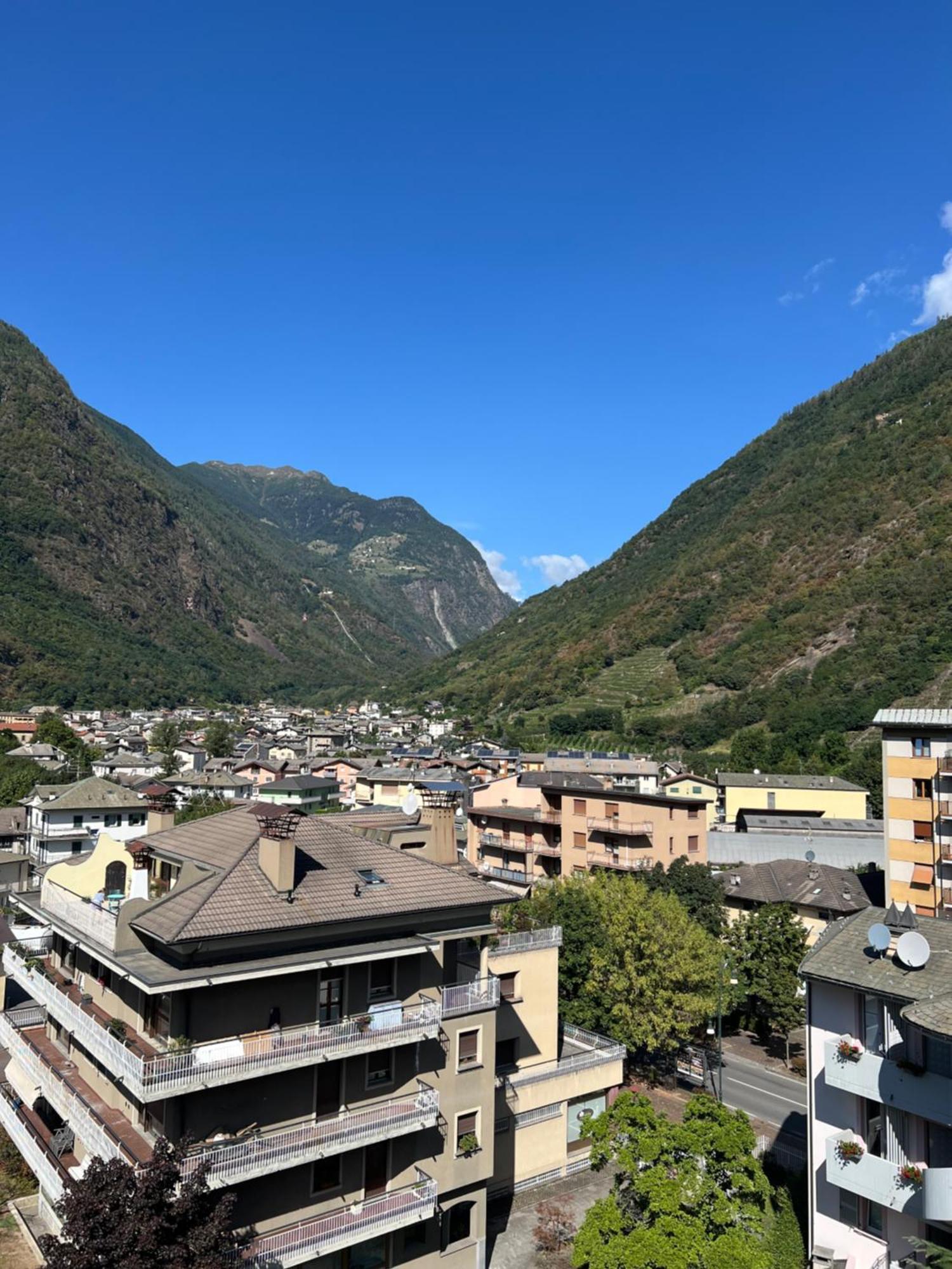 Bernina View Apartment Tirano Bagian luar foto